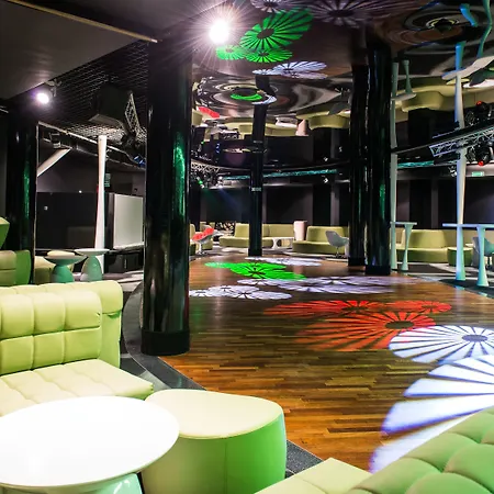 水瓶座spa酒店