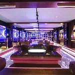 Aquarius 5*