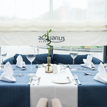 Aquarius 5*