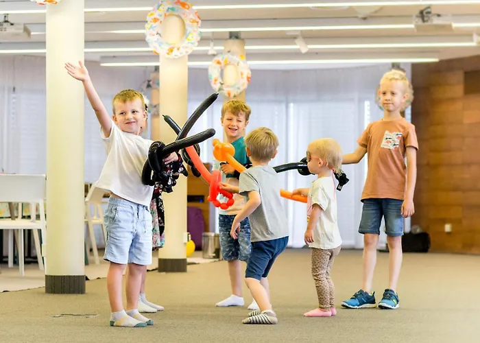 Отель Aquarius 5*