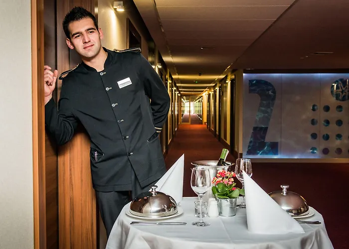 Aquarius Отель Колобжег